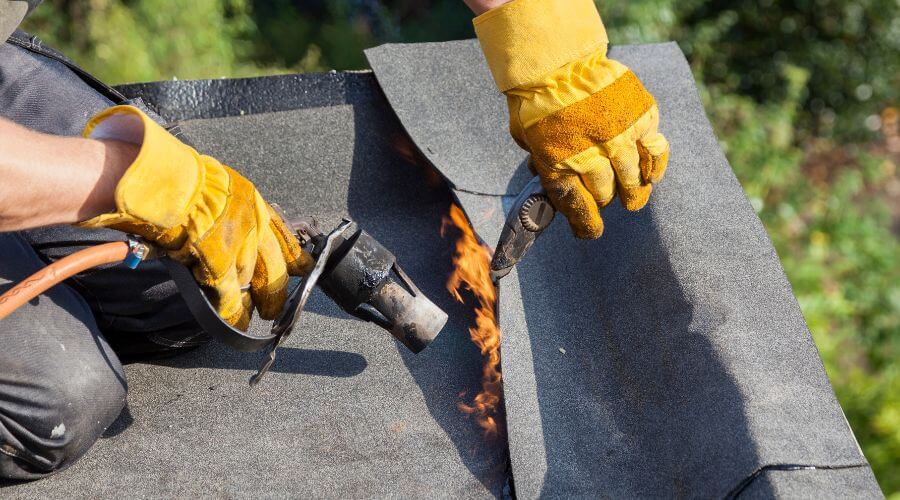 Professional residential roofers in Emelle, AL